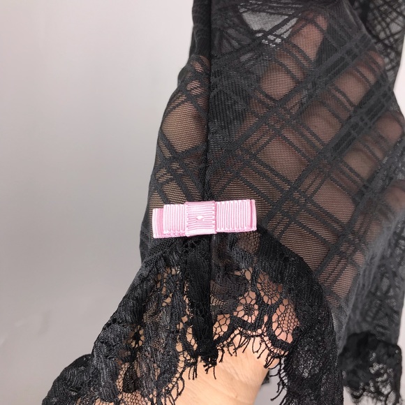 Victoria’s Secret | Lingerie With Small Pink Bows - Picture 6 of 7